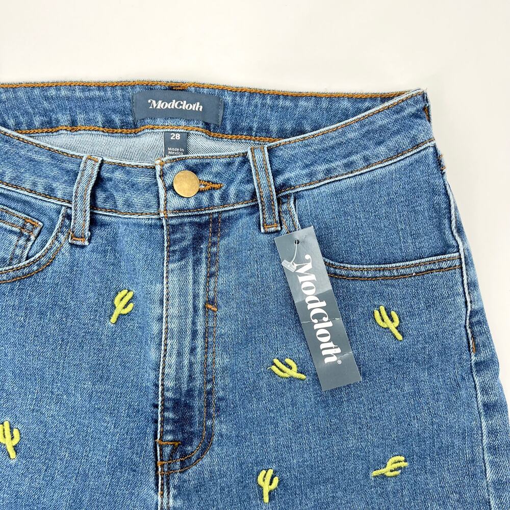 NEW Modcloth Cactus Embroidered Prickle My Fancy High Rise Jean Shorts Size 28 - Picture 5 of 5